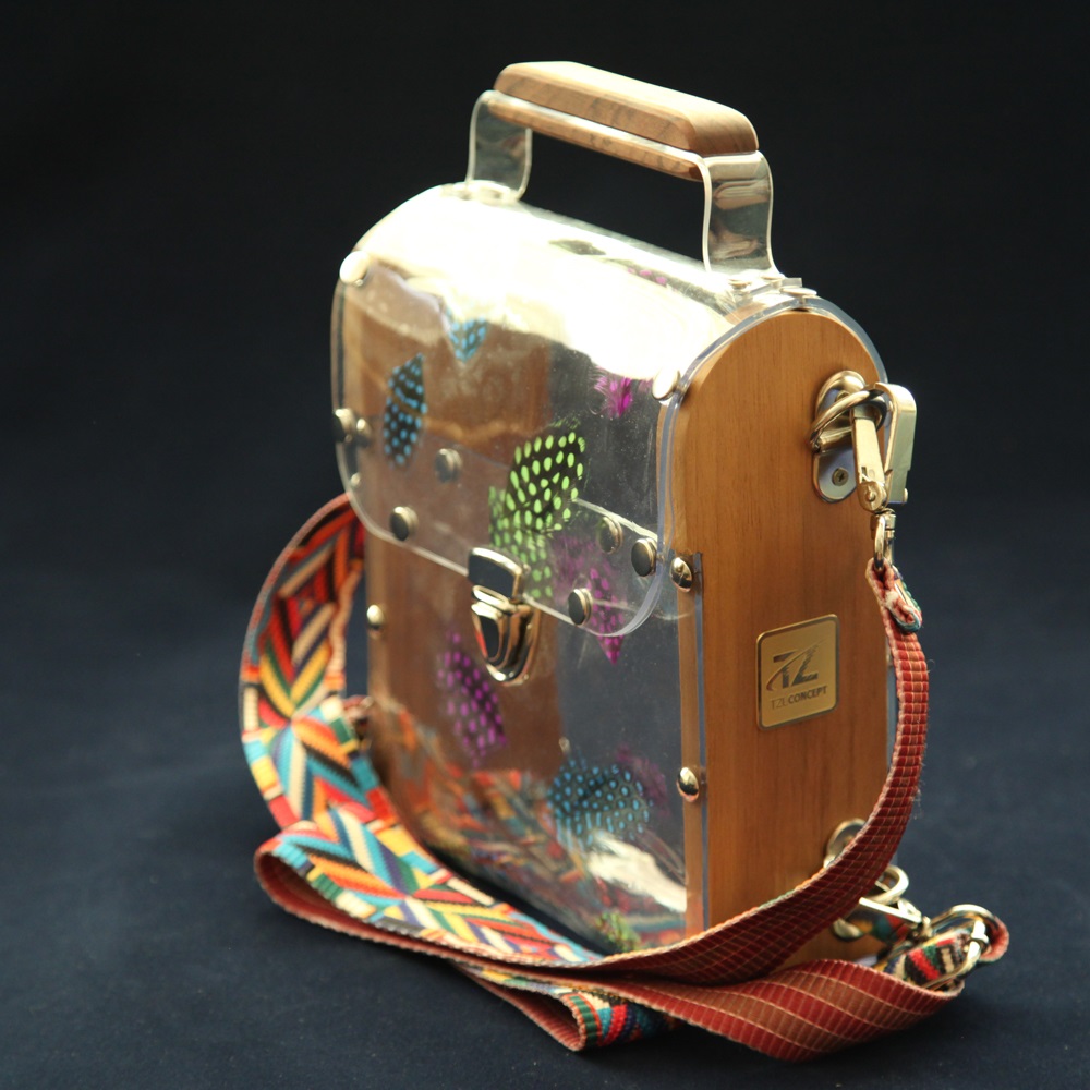 17e stylish, nifty, fashion, handbag, shoulder bag, handmade, wood bag, luxury bag, women bag, unisex bag, fashion brand, shoulder bag, unique style