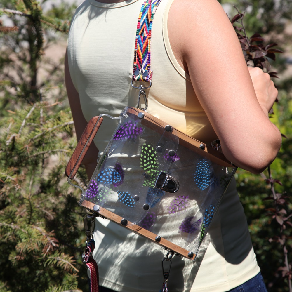 17j stylish, nifty, fashion, handbag, shoulder bag, handmade, wood bag, luxury bag, women bag, unisex bag, fashion brand, shoulder bag, unique style