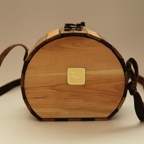 stylish, nifty, fashion, handbag, shoulder bag, handmade, wood bag, luxury bag, women bag, unisex bag, fashion brand, shoulder bag, unique style